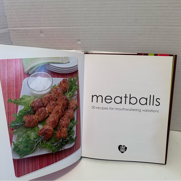 Meatballs: 30 recipes for mouthwatering variations HARDCOVER - Picture 2 of 10